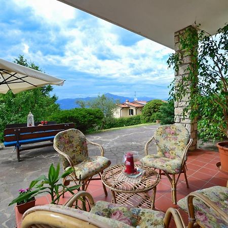 Bed And Breakfast Due Leoni Torri Del Benaco Ngoại thất bức ảnh