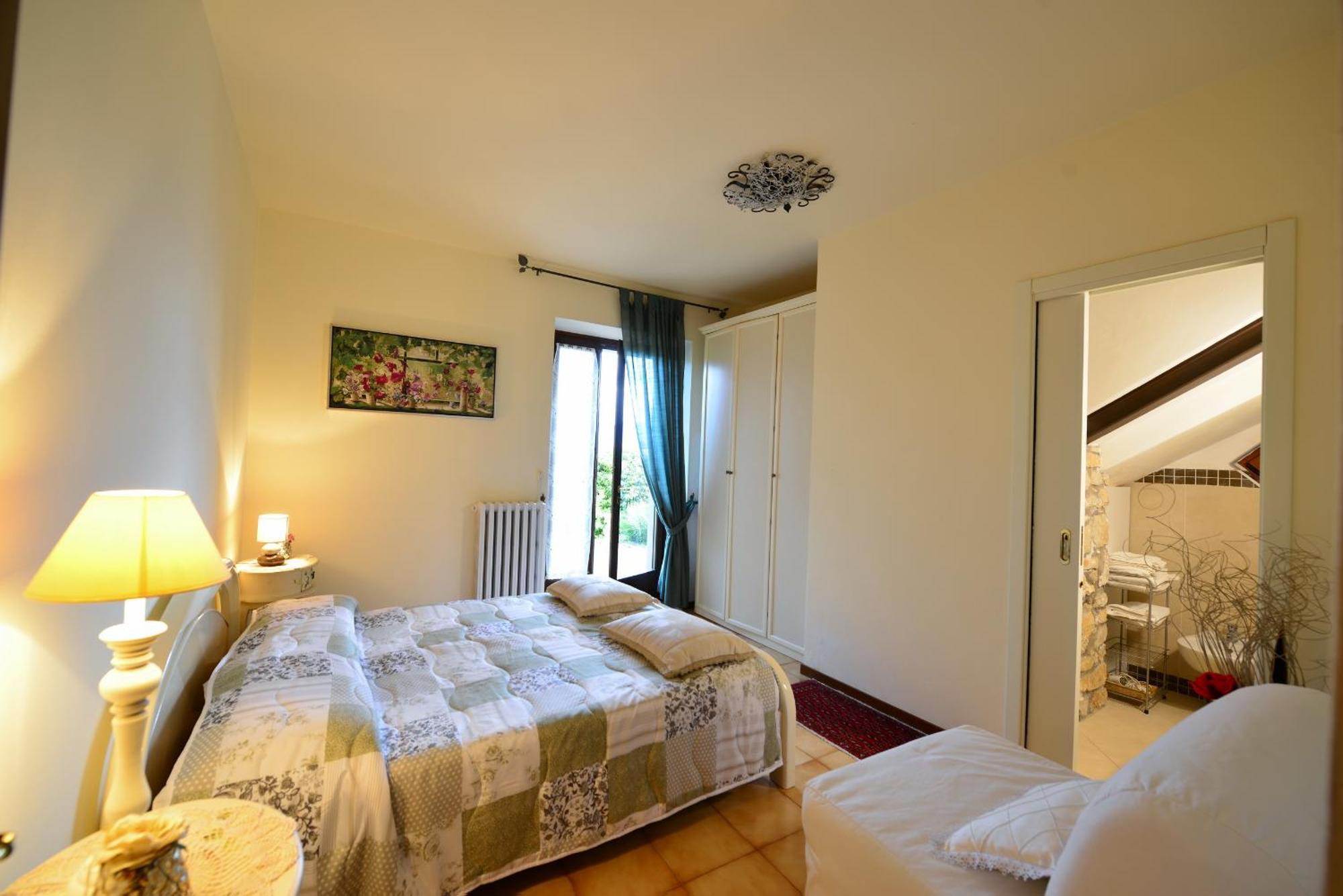 Bed And Breakfast Due Leoni Torri Del Benaco Ngoại thất bức ảnh